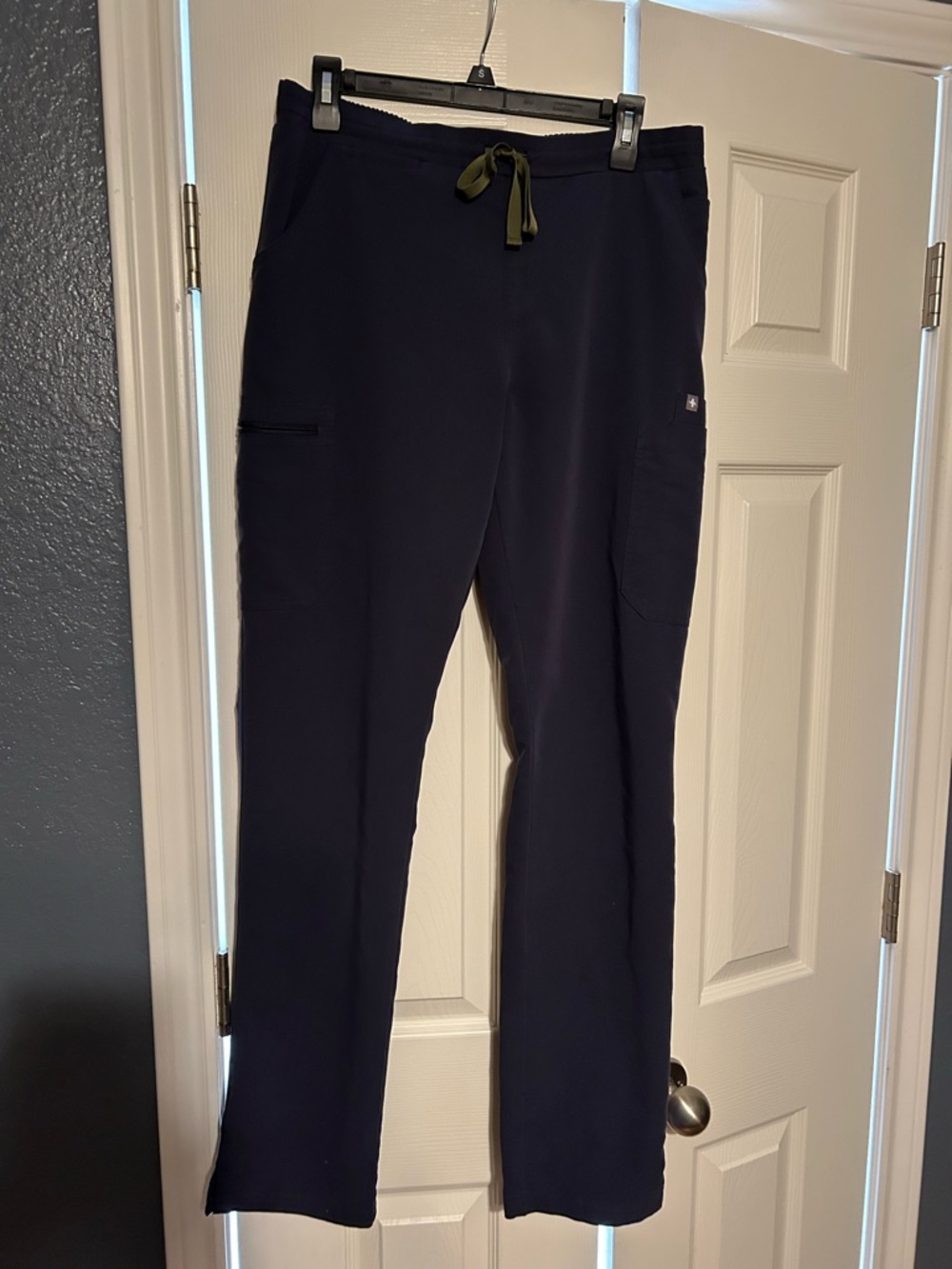 Figs Yola scrub pants